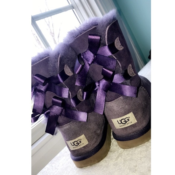 purple bailey bow uggs womens